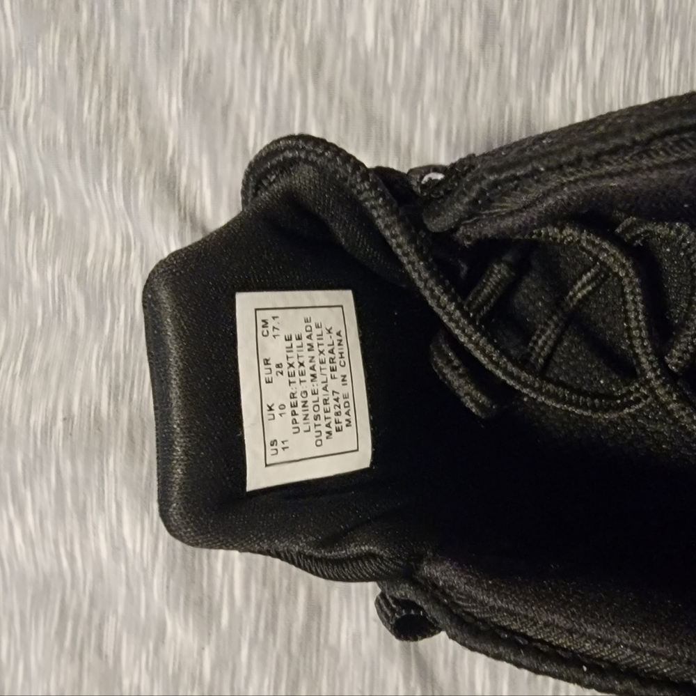 Little kids black reebok size 11 never worn